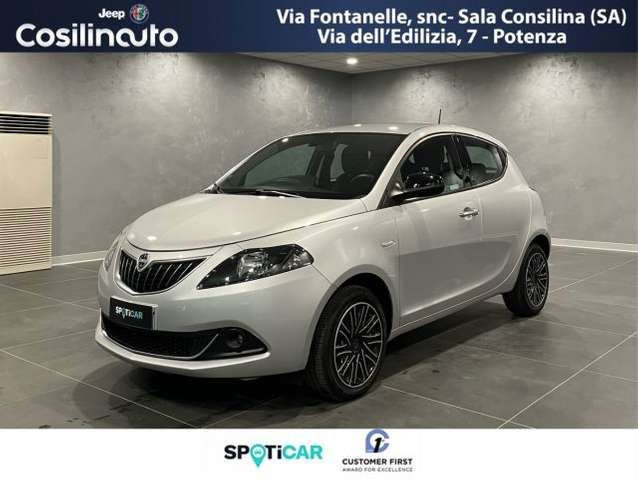 Lancia Ypsilon 1.0 FireFly 5 porte S&amp;S Hybrid Gold