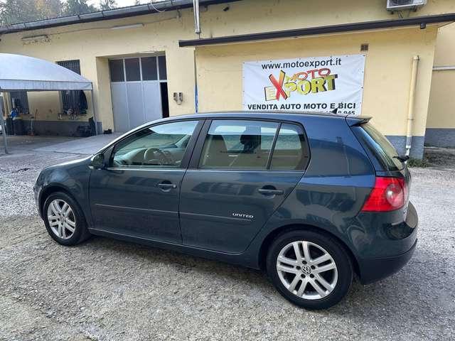 Volkswagen Golf Golf V 2003 5p 1.6 Comfortline - GPL