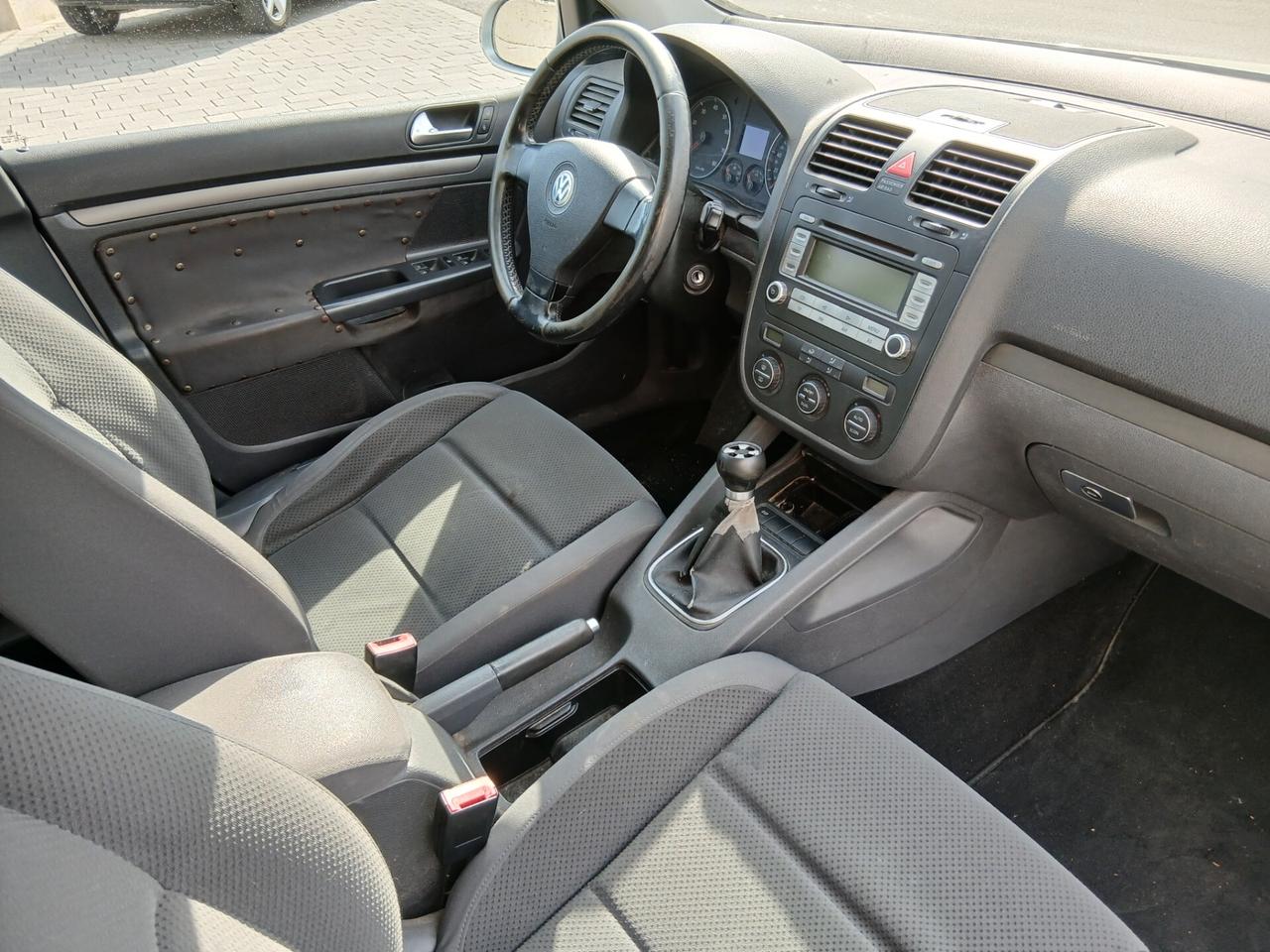 Volkswagen Golf 1.6 5p. Comfortline GPL valido sino a DIc 2026 e GANCIO