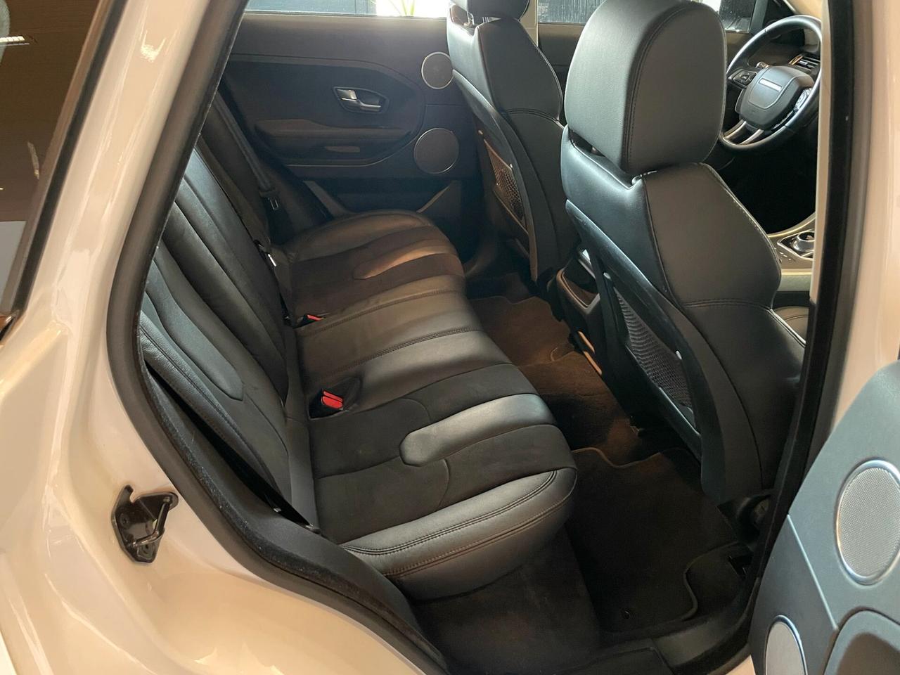 Land Rover Range Evoque 2.2 Sd4 5p. Pure