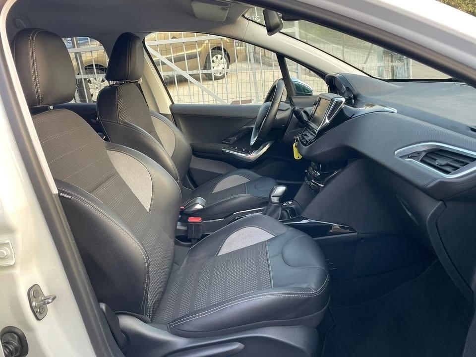 Peugeot 2008 1.6 e-HDi 92 CV Allure