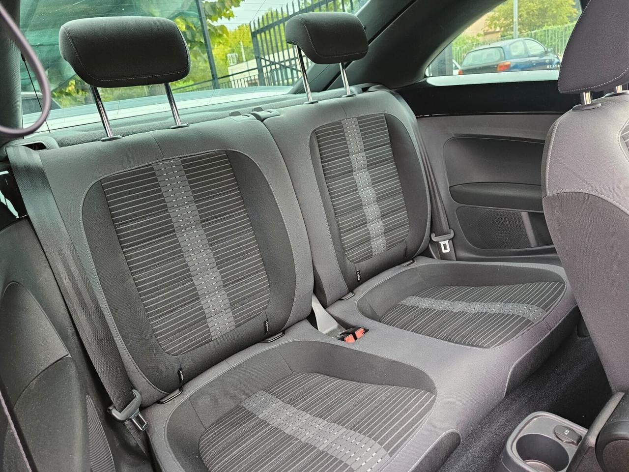 Volkswagen Maggiolino 2.0 TDI 140cv Sport*Bi-Xeno*Tetto*Pdc*18