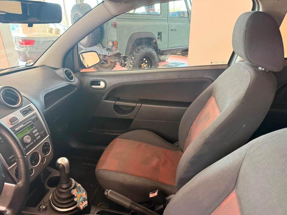 Ford Fiesta 1.4 TDCi 3p. Ghia