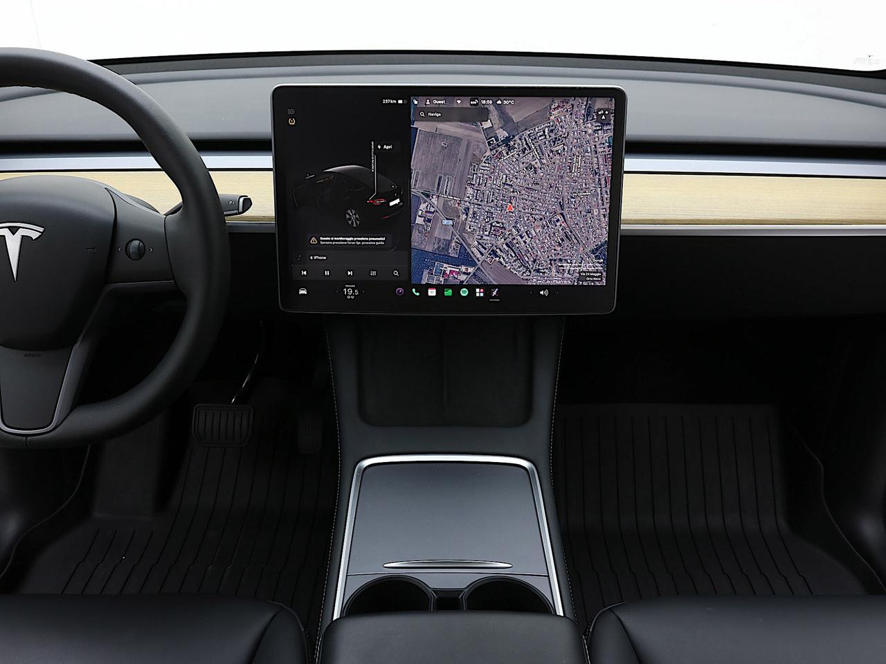 Tesla Model Y Long Range Dual Motor AWD