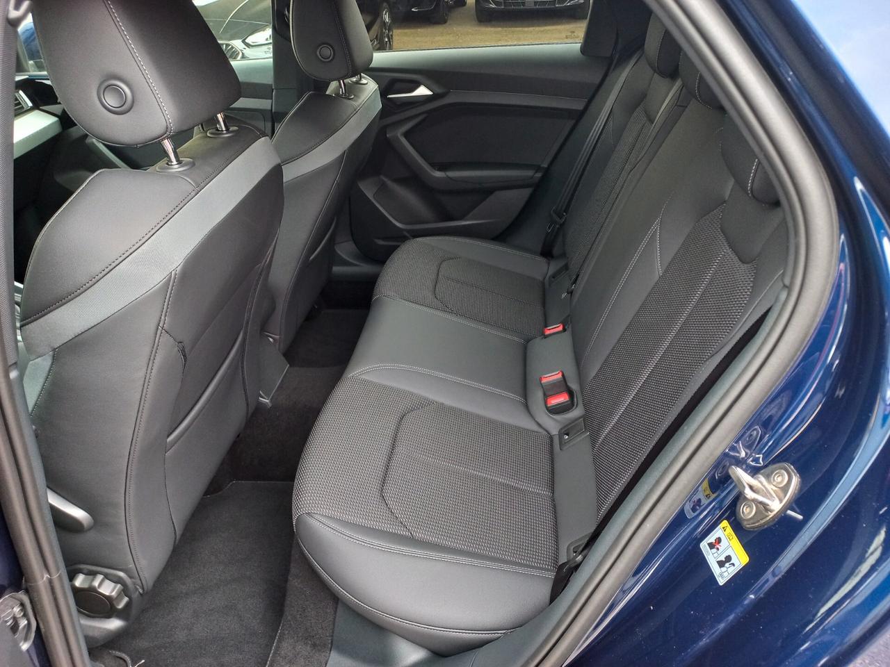 Audi A1 allstreet 30 TFSI S tronic 116 CV S-LINE INTERNO