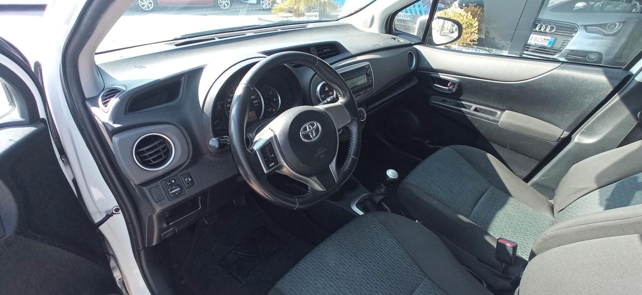 Toyota Yaris 1.0 5 porte GPL