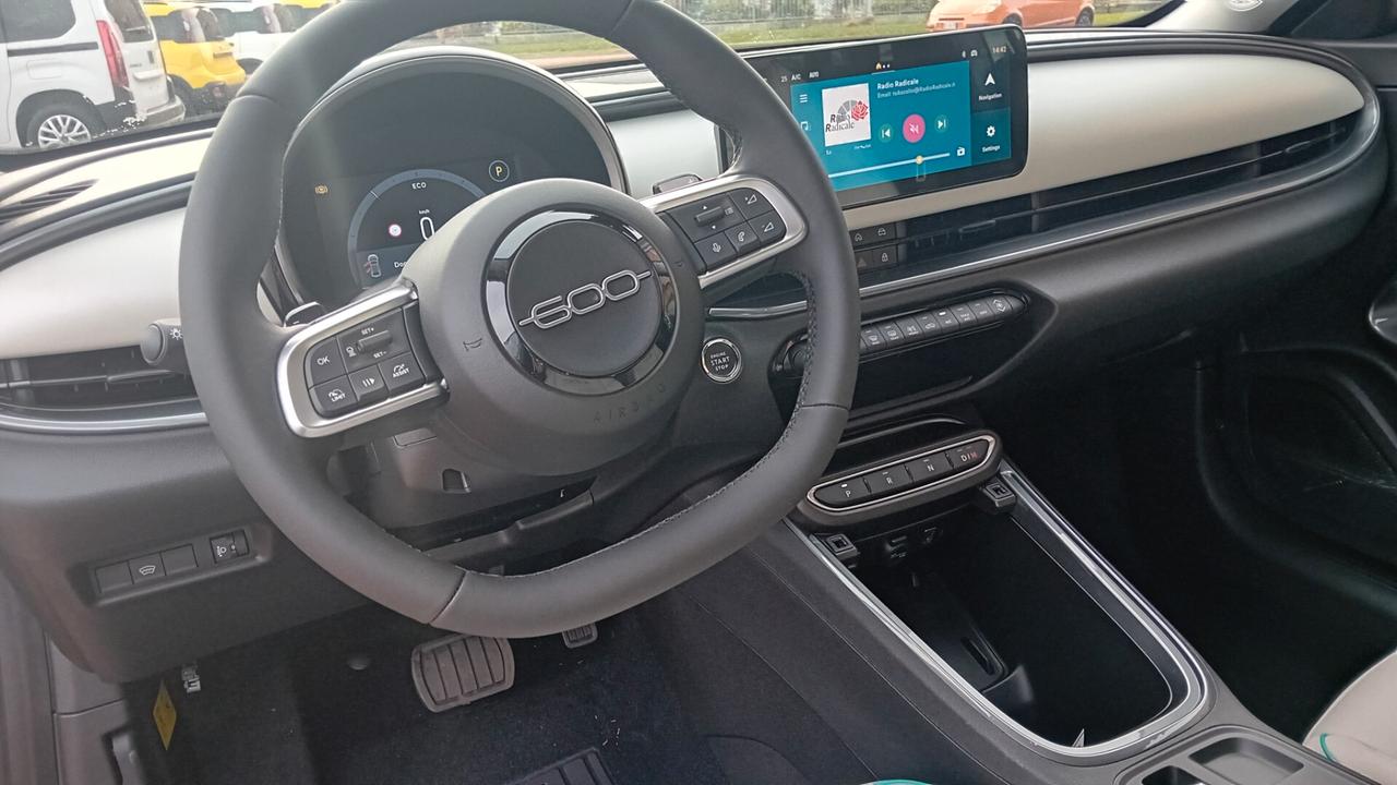 Fiat 600 1.2 Hybrid 145 CV DCT MHEV La Prima * SENZA VINCOLO DI FINANZIAMENTO*