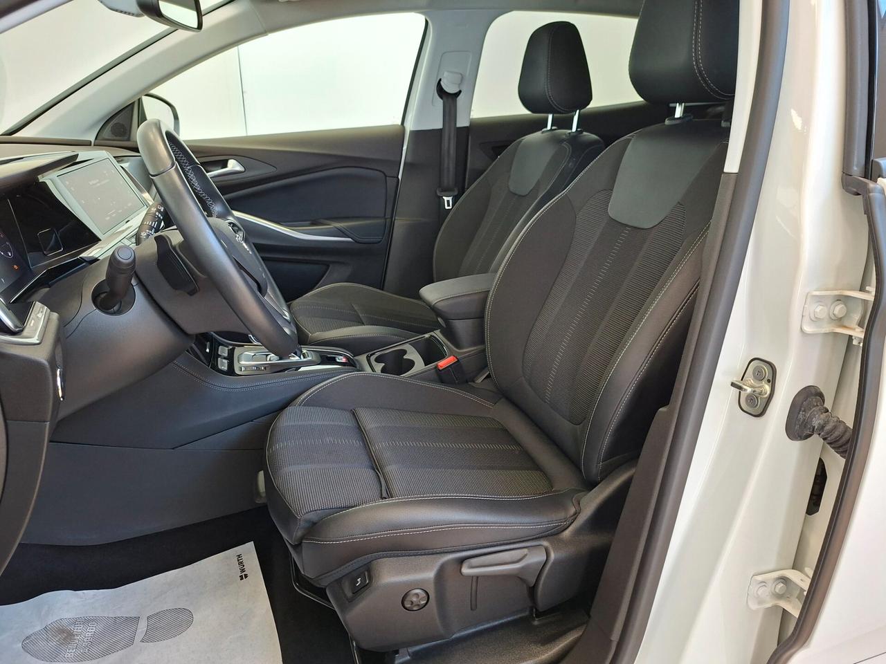 Opel Grandland 1.5 diesel Ecotec aut. Business Elegance