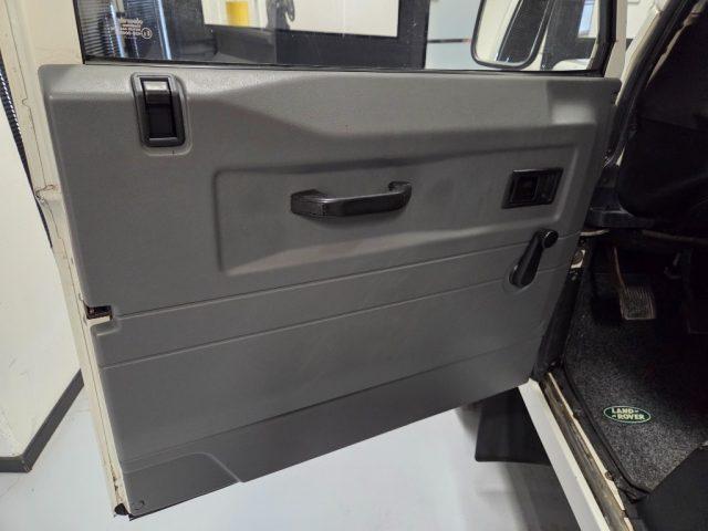 LAND ROVER Defender 110 2.5 Td5 cat HCPU