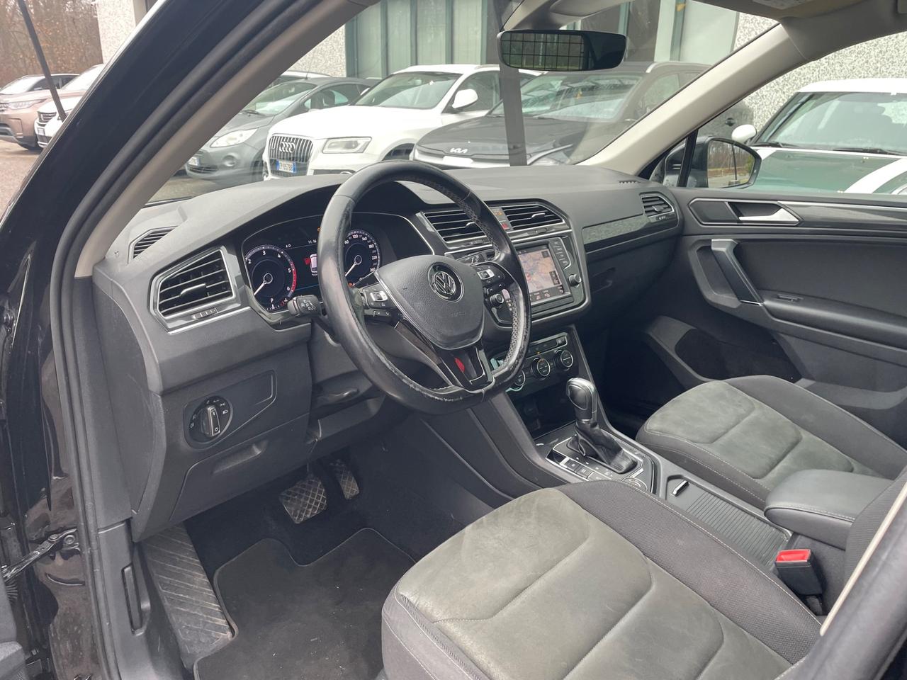 Volkswagen Tiguan 2.0 TDI 4 Motion*Automatik*Navi*Cerchi*