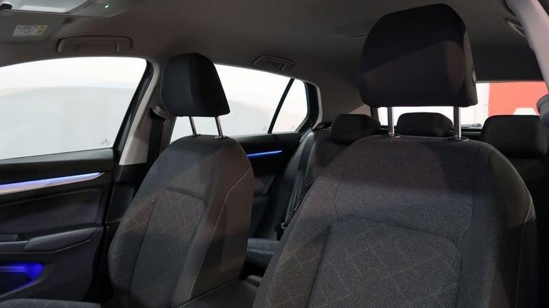 Volkswagen Golf Golf 1.0 etsi evo Life 110cv dsg