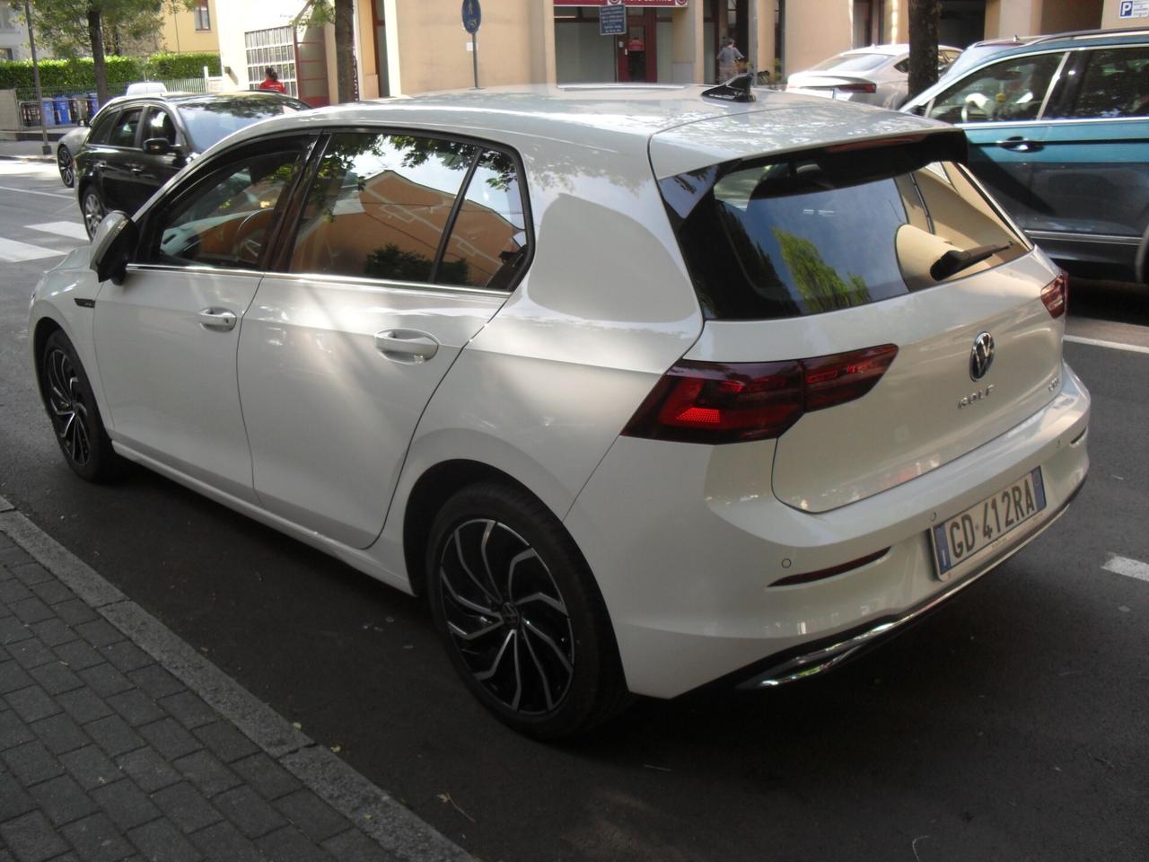 Volkswagen Golf 1.5 eTSI 130 CV EVO ACT DSG Style