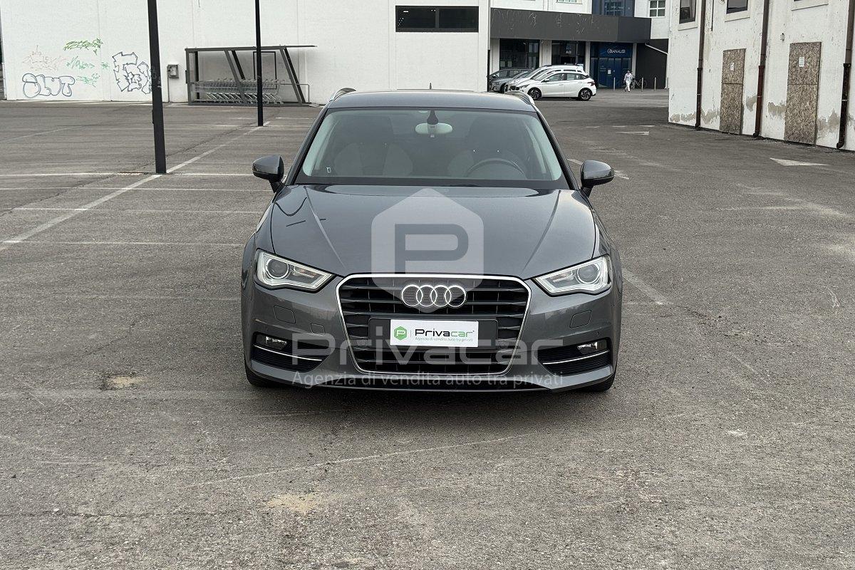 AUDI A3 1.6 TDI clean diesel Ambiente