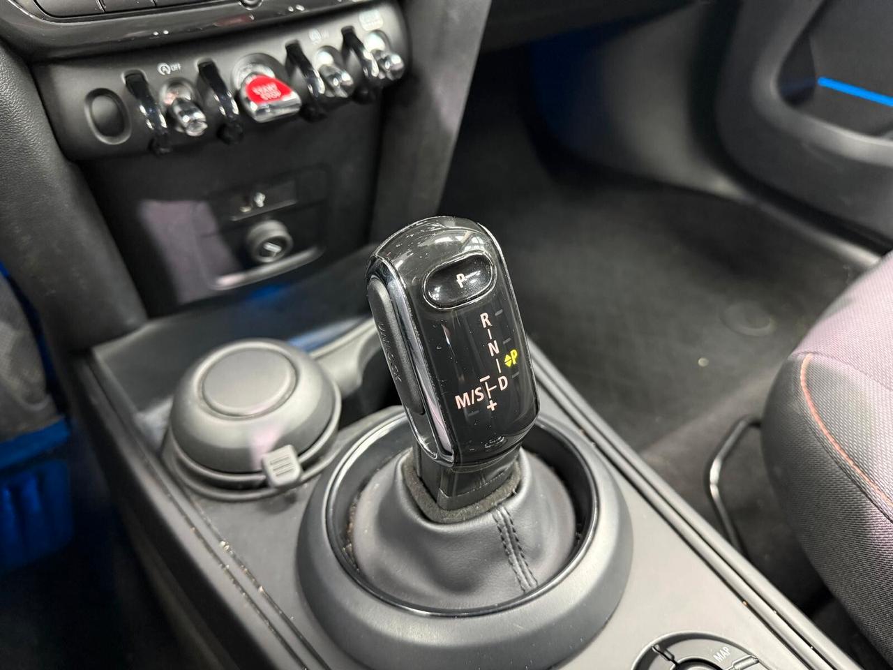 Mini Cooper Countryman 1.5 One D JCW (544)