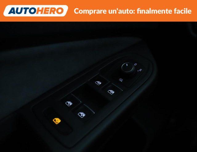 VOLKSWAGEN Golf 1.5 eTSI 130 CV EVO ACT DSG R-Line