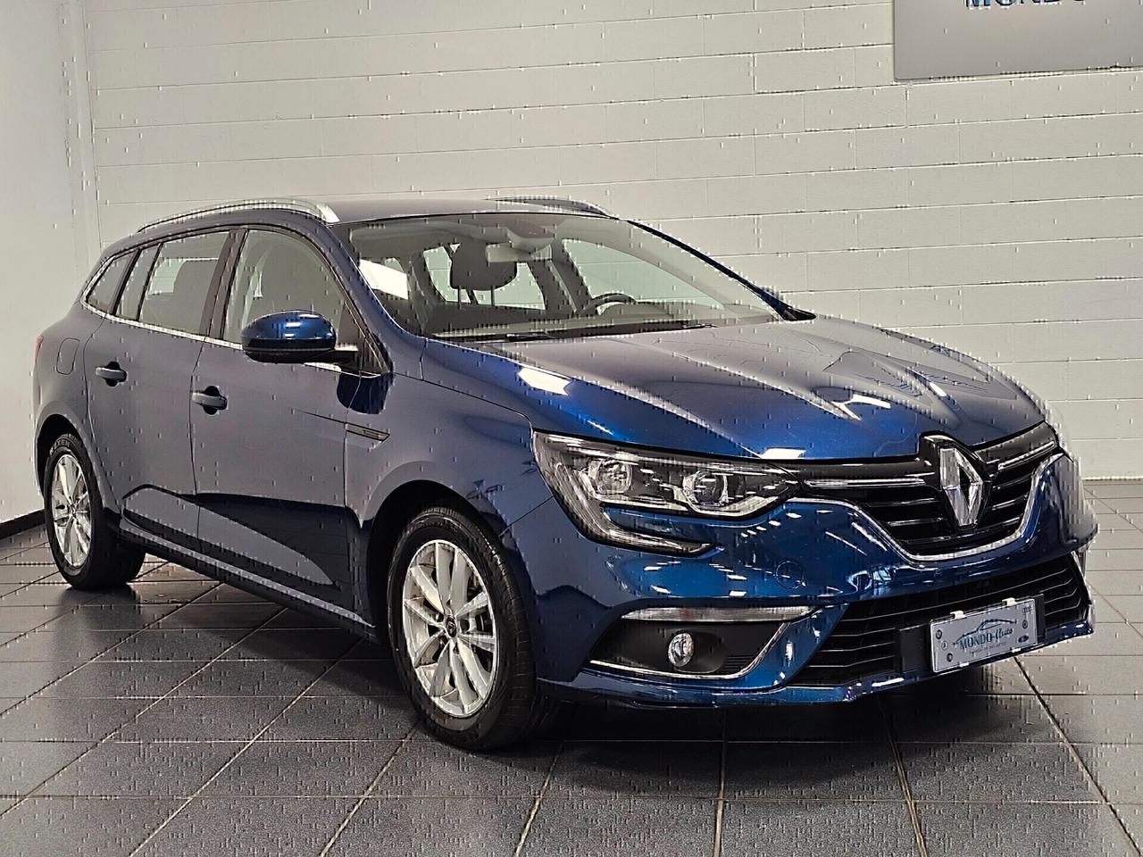 Renault Megane ST 1.5 Blue dCii 115cv EDC Bus. NEOPATENTATI