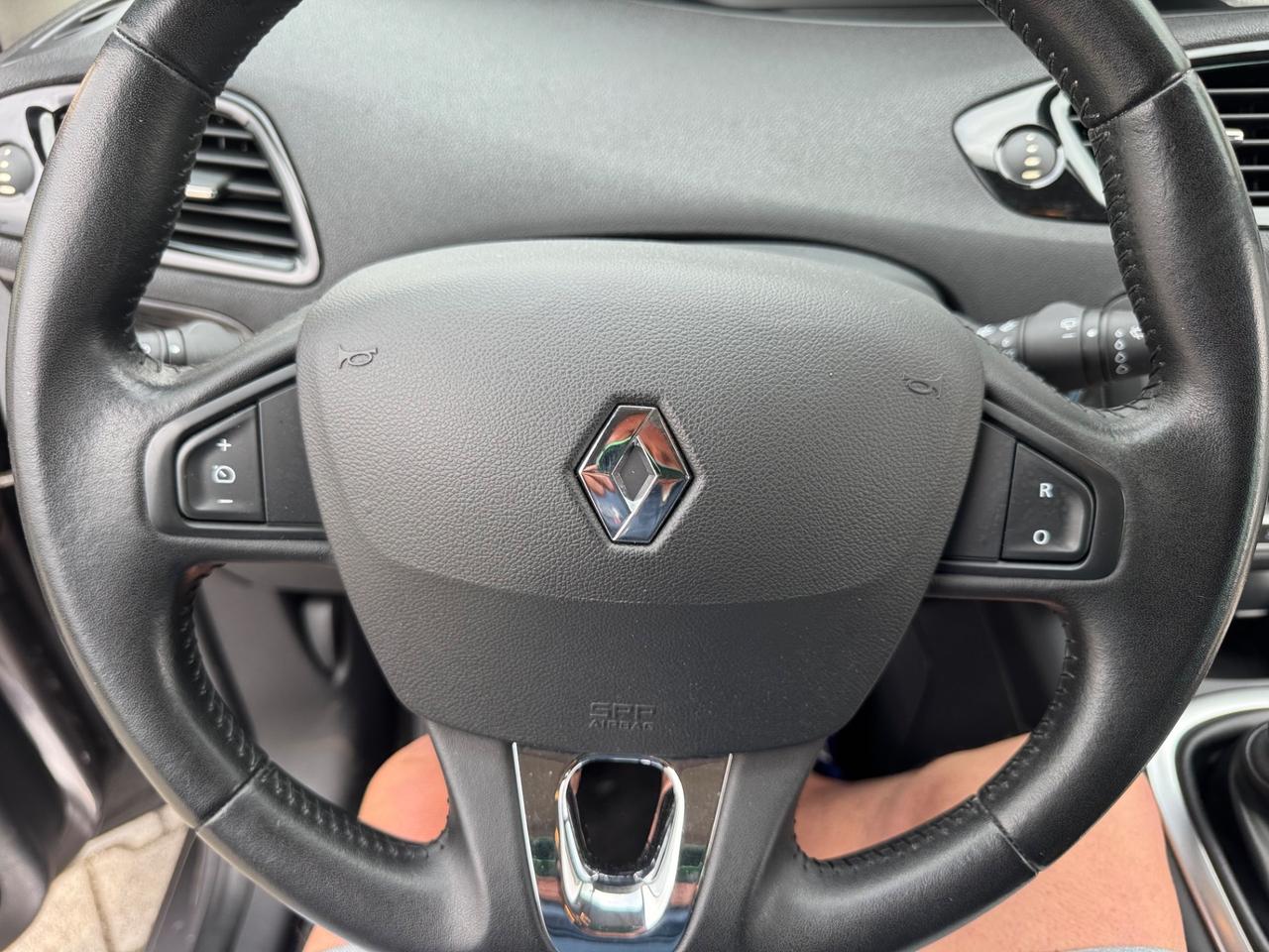 Renault Scenic 1.5 dCi 110CV neopatentato