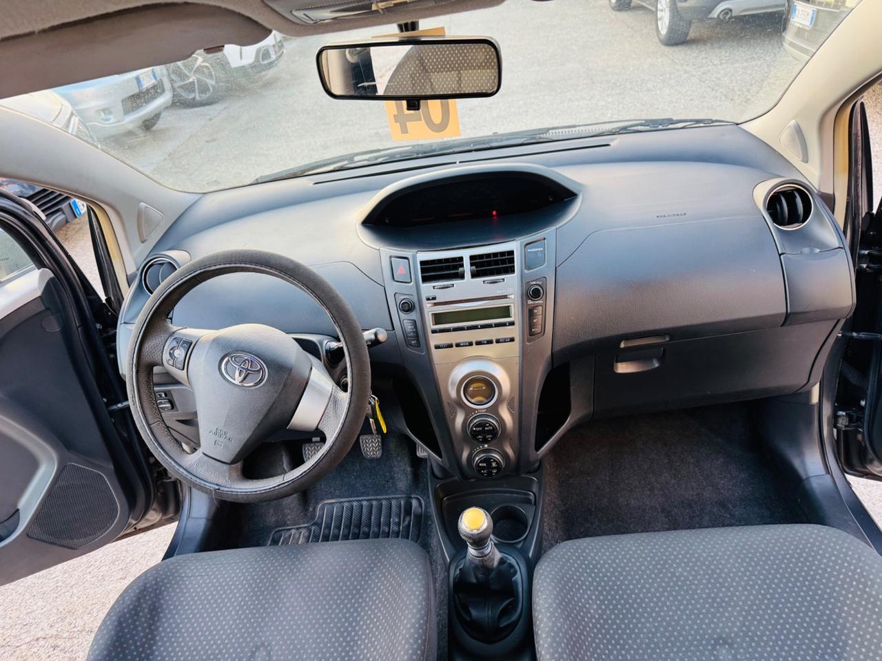 Toyota Yaris 1.3 5 porte M-MT Sol