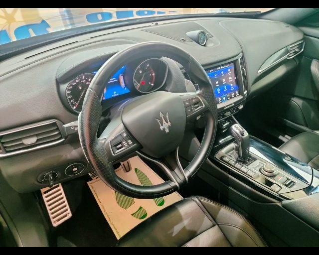 MASERATI Levante 3.0 V6 Gransport 275cv auto