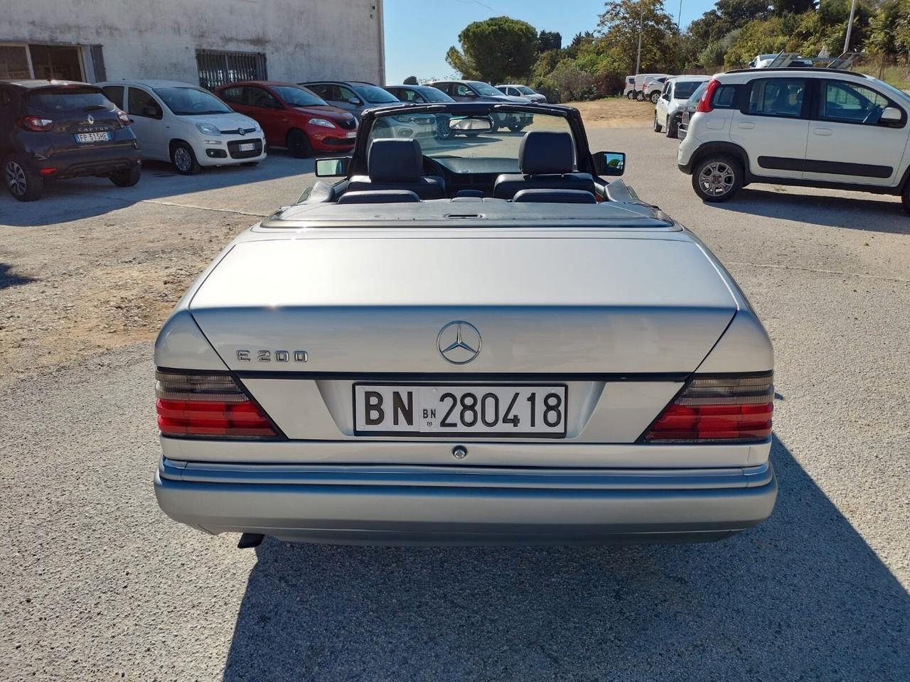 Mercedes-benz E-Series E 200 cat Cabriolet