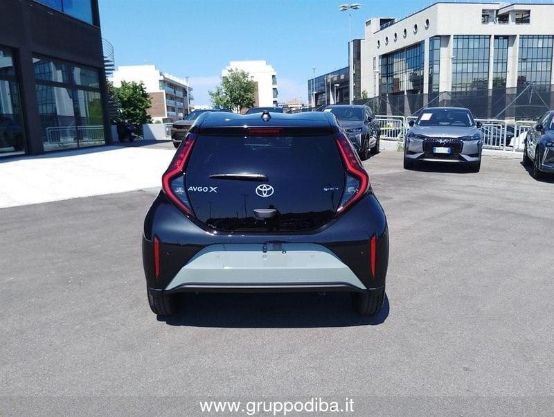 Toyota Aygo X HEV ICON MC26