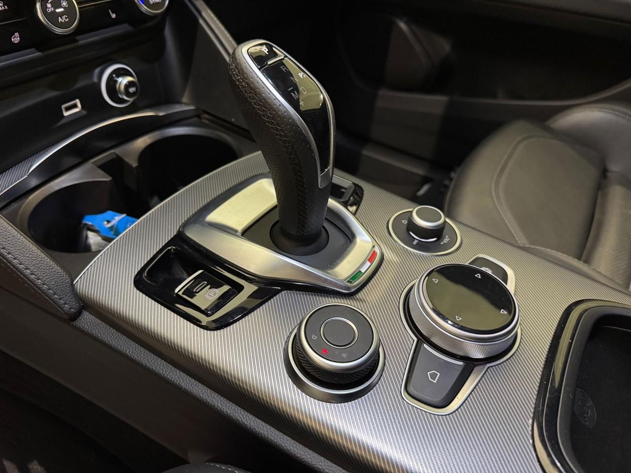 ALFA ROMEO Stelvio 2023 2.2 t Veloce Q4 210cv auto