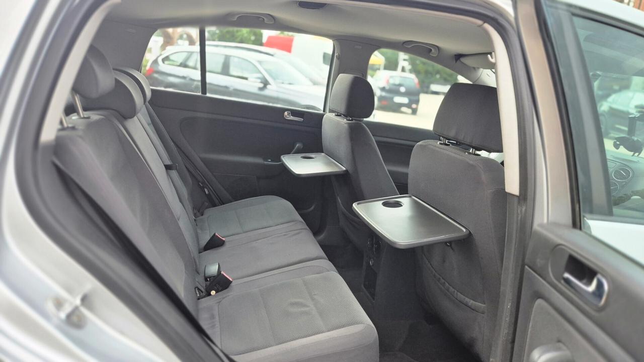 Volkswagen Golf PLUS 1.6 BENZ115CV 16V FSI 5p. Comfortline