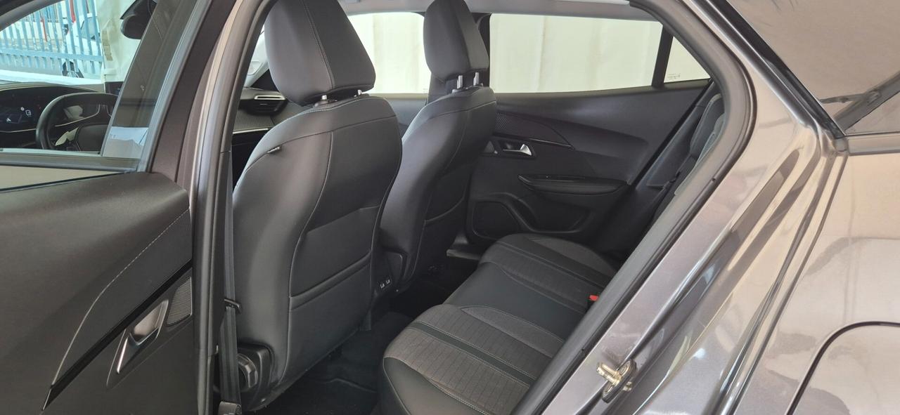 PEUGEOT 2008 1.5BlueHDI 130CV VIRTUAL COCKPIT 3D