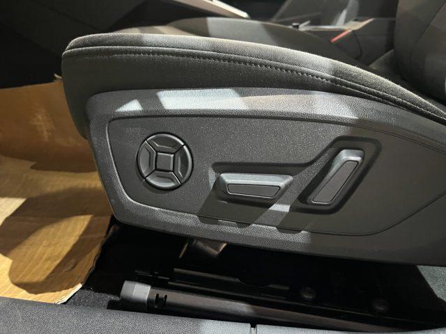 AUDI A3 SPB 30TFSI Business Advanced NAVI/CRUIS ADAT/PARK