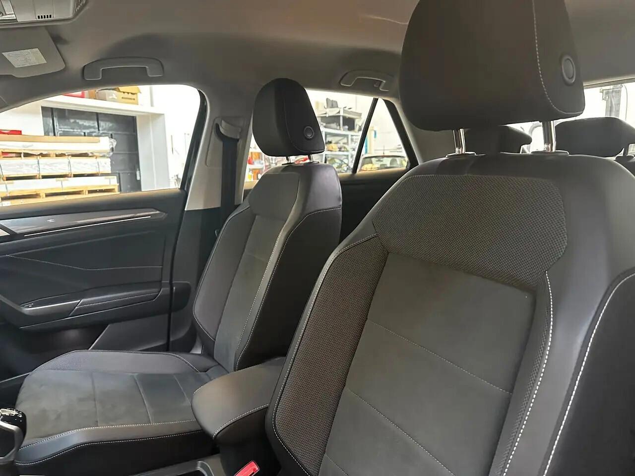 VOLKSWAGEN T-ROC 1.0 tsi STYLE 115cv COME NUOVA IVA ESPOSTA