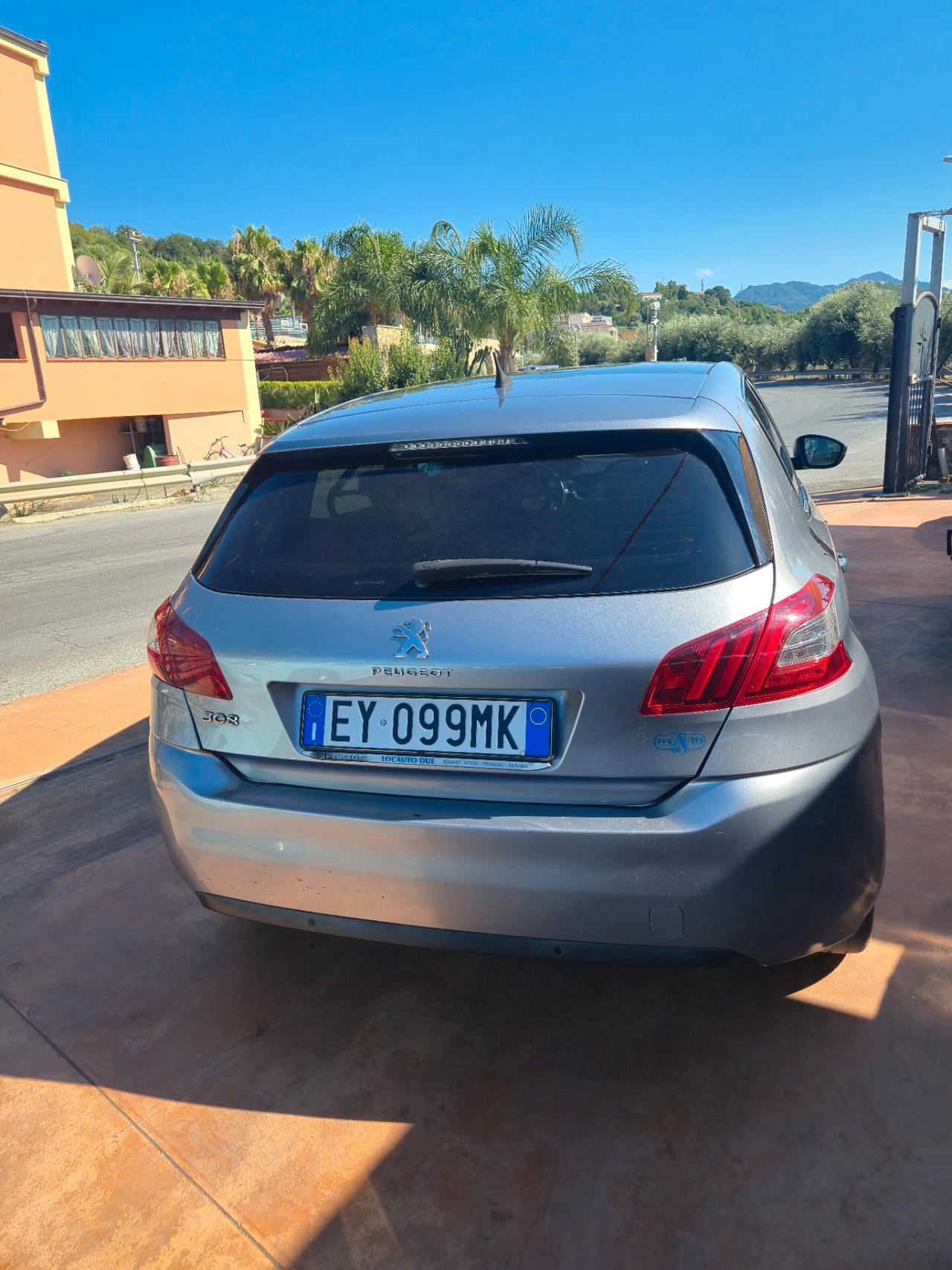 Peugeot 308 BlueHDi 150 S&S Business