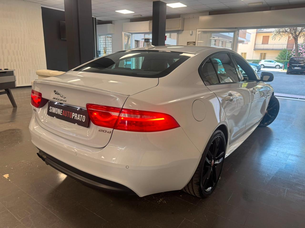 Jaguar XE 2.0 D Turbo aut. R-Sport