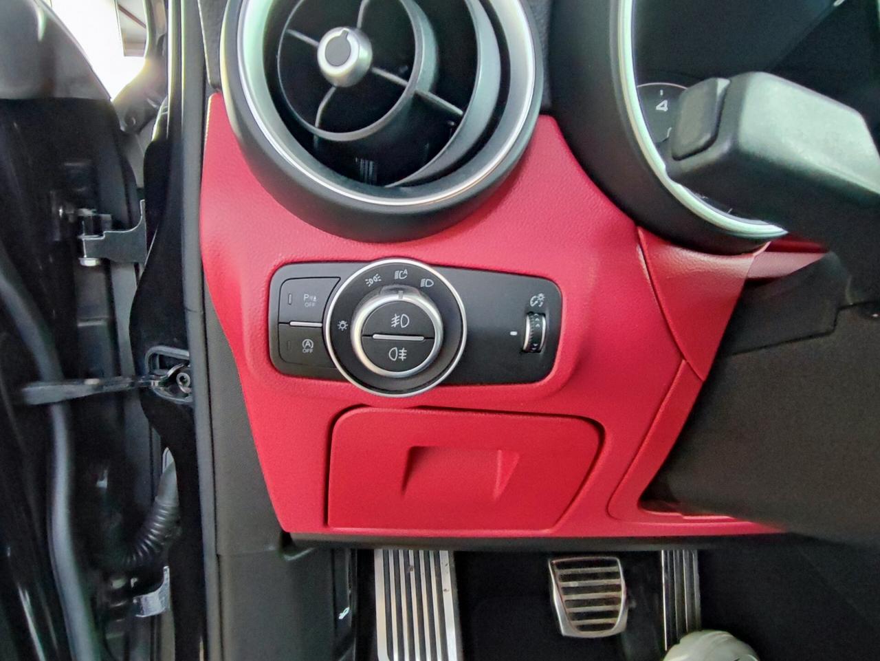 Alfa Romeo Stelvio 2.2 Turbodiesel 210 CV AT8 Q4 Veloce