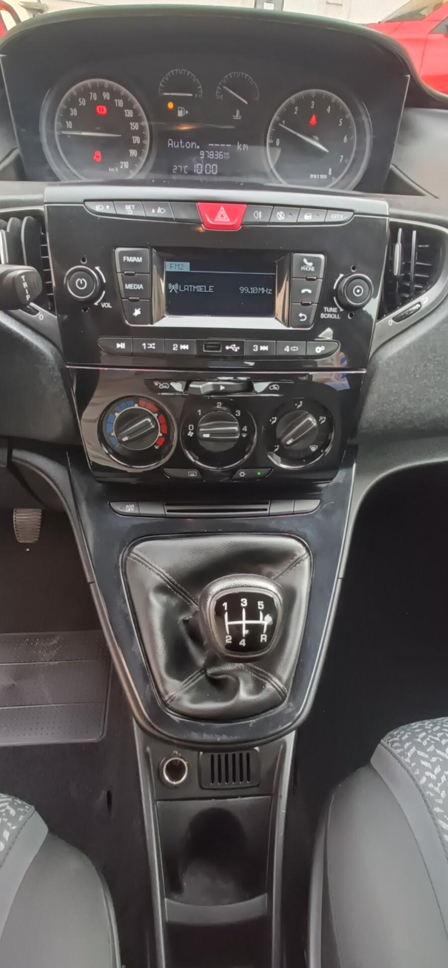 Lancia Ypsilon 1.2 69 CV 5 porte S&S Elefantino Blu