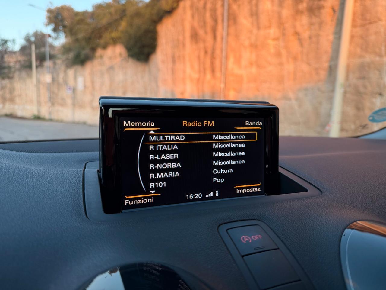 Audi A1 SPB/1.6 TDI 116CV/LED/SOLO 109000 KM