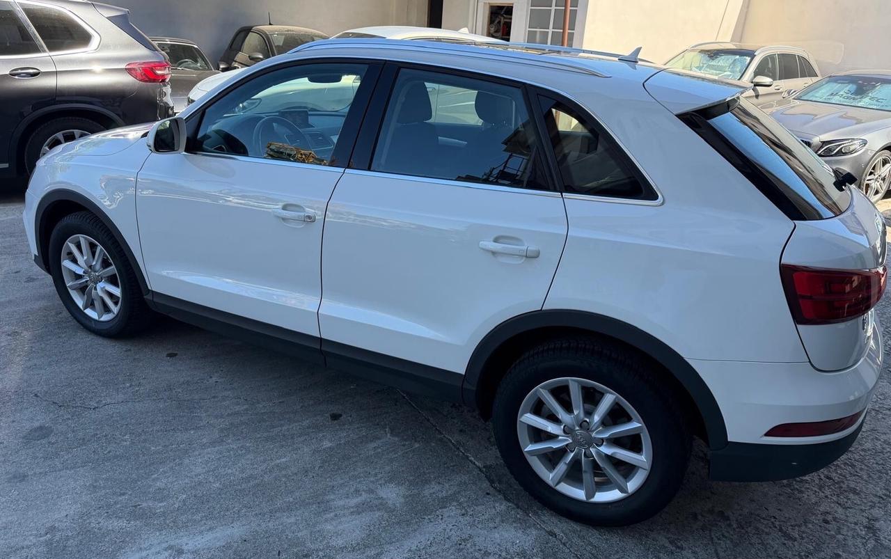 Audi Q3 2.0 TDI 150 CV Design