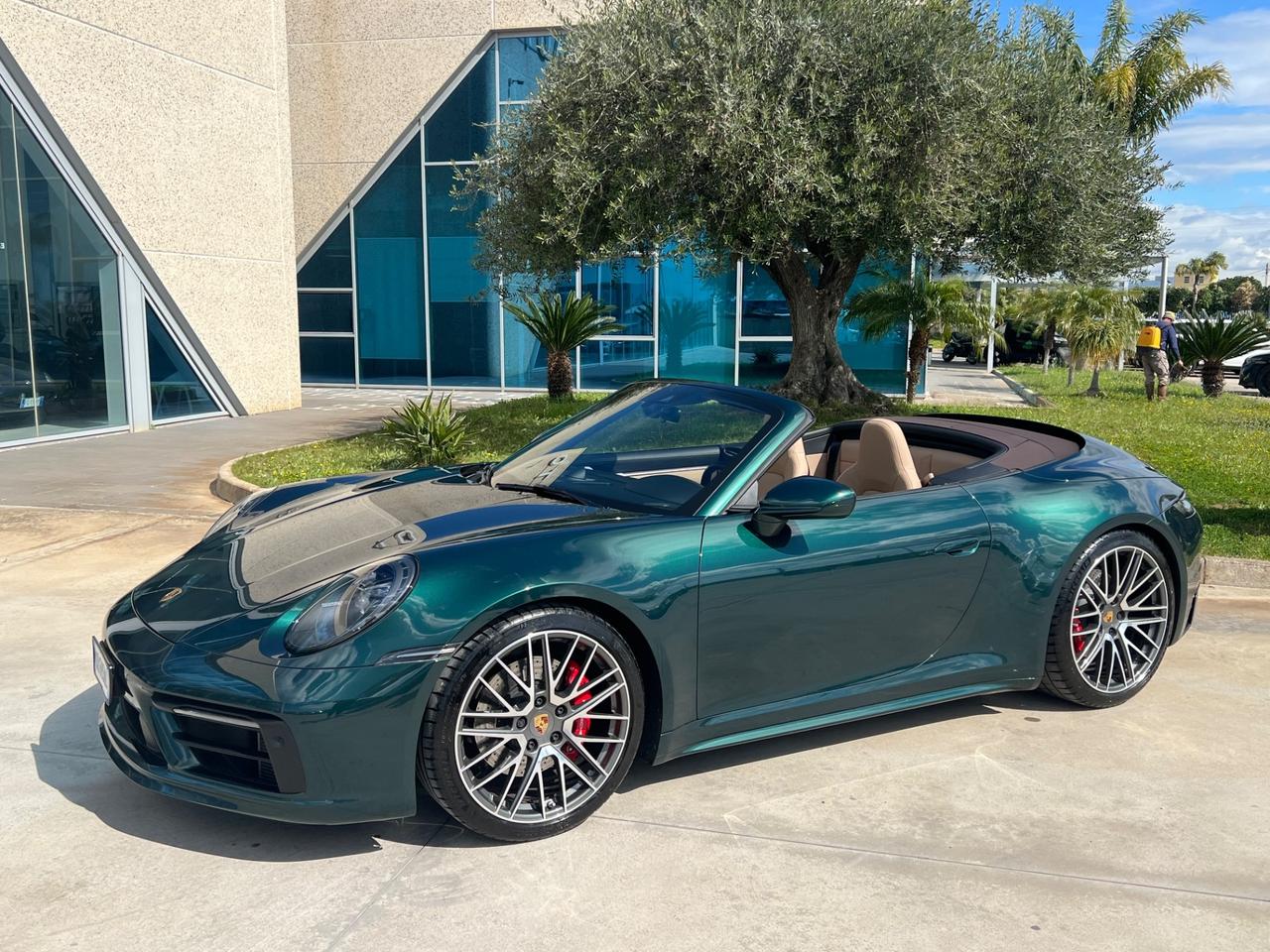 Porsche 911 992 Carrera 4S Cabriolet possibilità noleggio no scoring