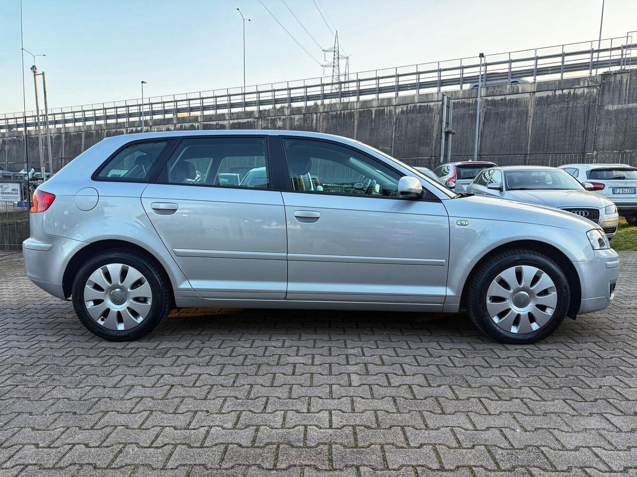 Audi A3 SPB 1.6 tiptronic AUTOMATICA