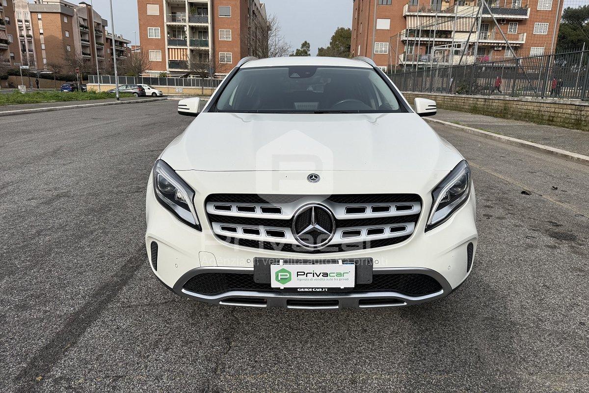 MERCEDES GLA 200 d Automatic Sport