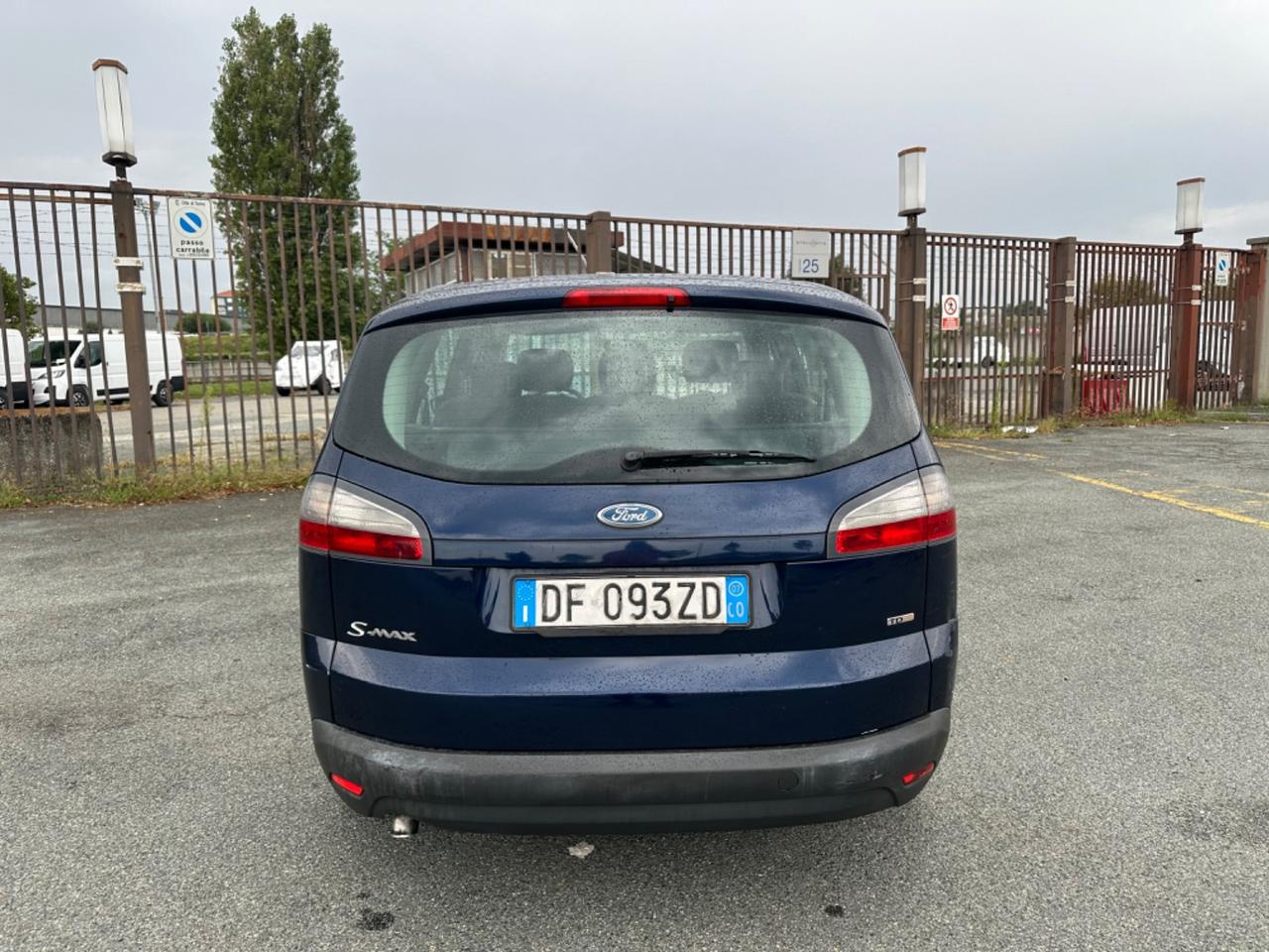 Ford S-Max 1.8 TDCi 125CV Titanium 7 posti