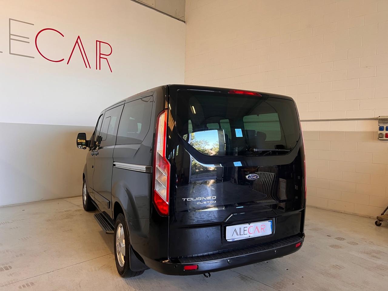 Ford Tourneo Custom 310 2.0 TDCi 130CV PC Titanium
