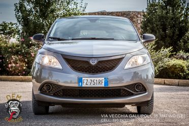 Lancia Ypsilon 1.2 69 CV 5 porte GPL Ecochic Elefantino Blu