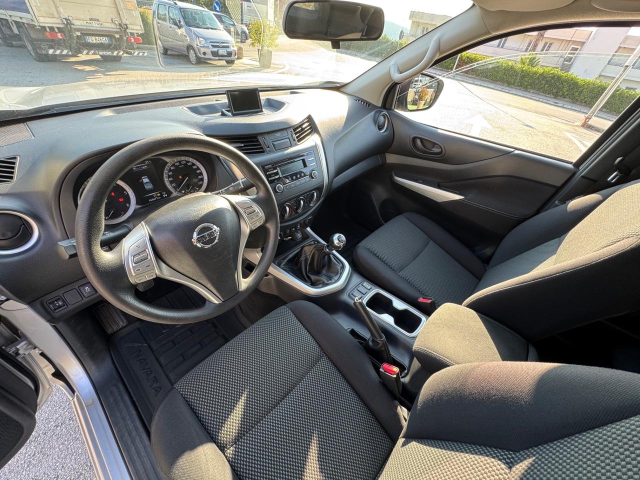 Nissan Navara 2.3 dCi 4WD King Cab, Pedana Scorrevole, hardtop
