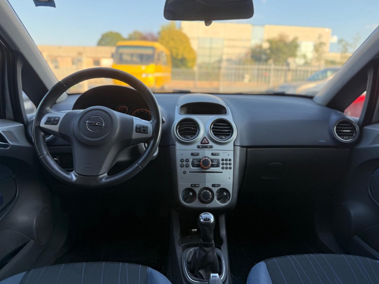 Opel Corsa 1.2 80CV 5 porte GPL-TECH Edition