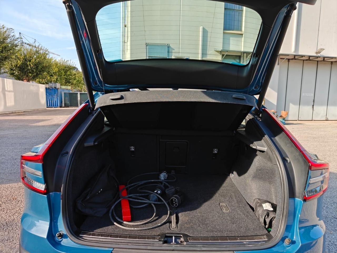Volvo C40 Recharge Twin Motor AWD Plus