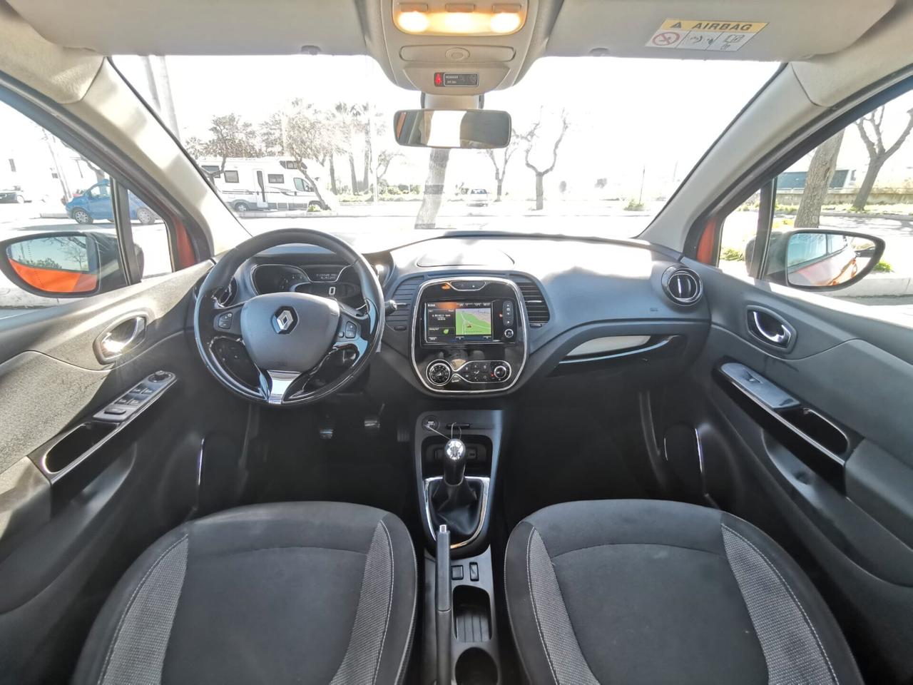 Renault Captur 1.5 dCi 8V 90 CV Wave NAV. 2013
