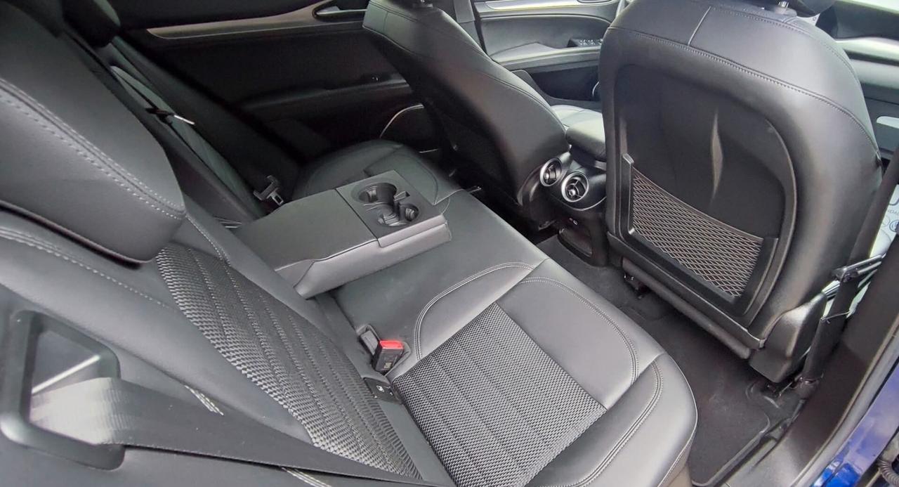 Stelvio 2.2 diesel 190 CV Q4 Sprint 9/2022