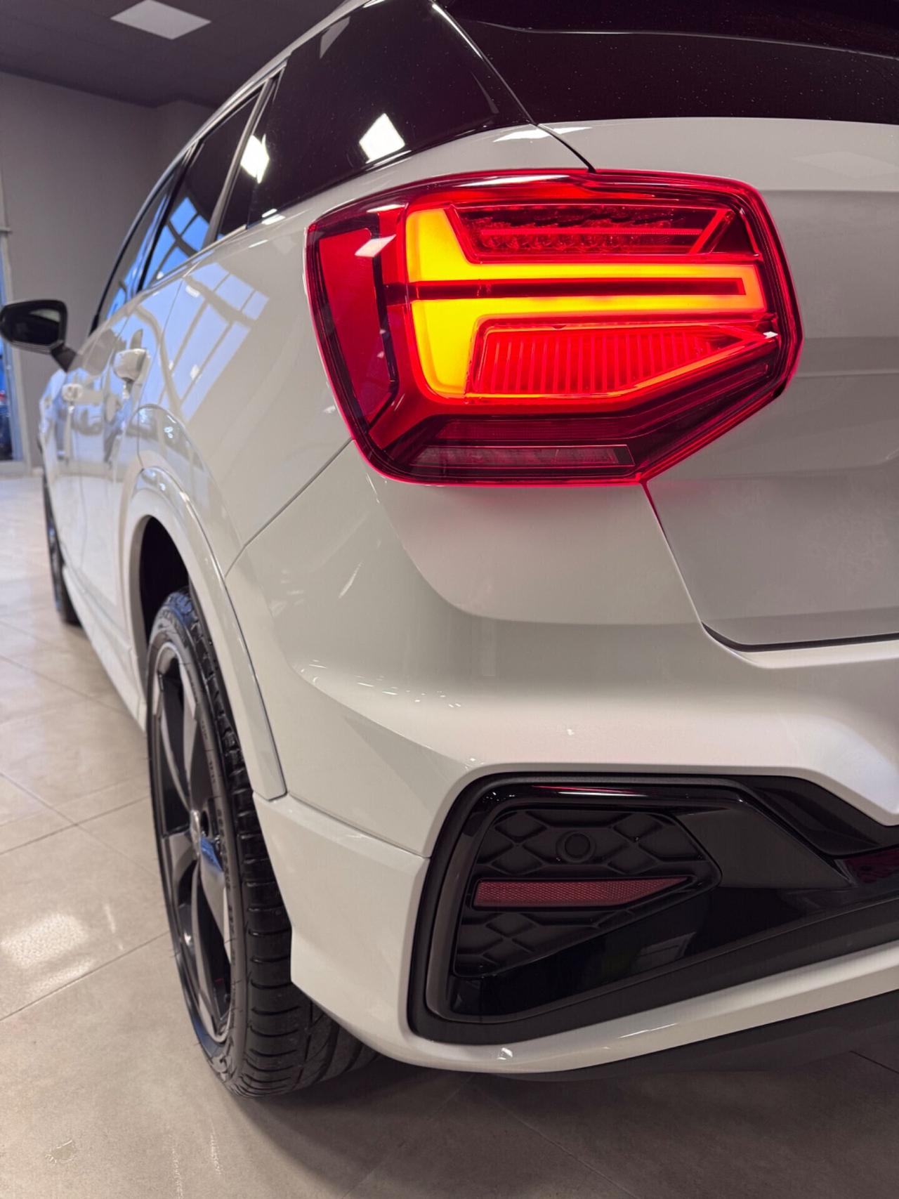 AUDI Q2 2.0 TDI STRONIC SLINE + TETTO APRIBILE