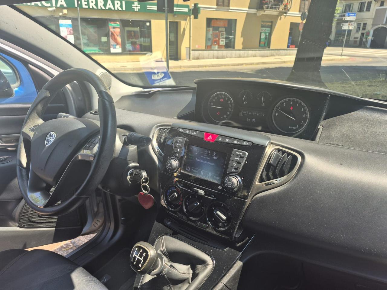Lancia Ypsilon 1.2 69 CV 5 porte Elefantino Blu