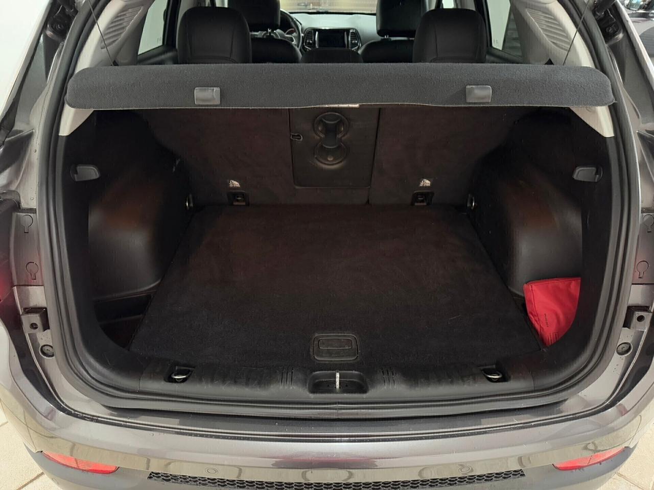 JEEP Compass 2.0 MTJ (170) 4WD Limited 2019